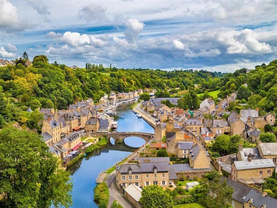 Jerzual Apartment Dinan Bagian luar foto